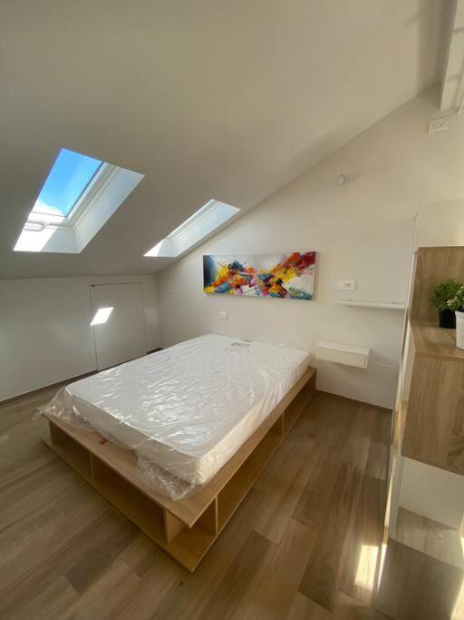 Appartement Deliziosa Mansarda Con Vista Panoramica à Coni Extérieur photo
